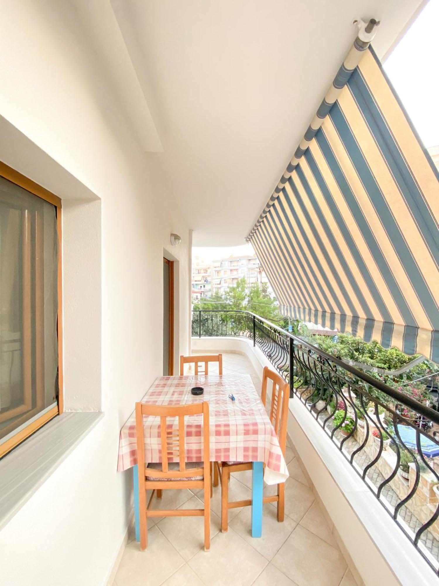 Summerland Saranda Exterior photo
